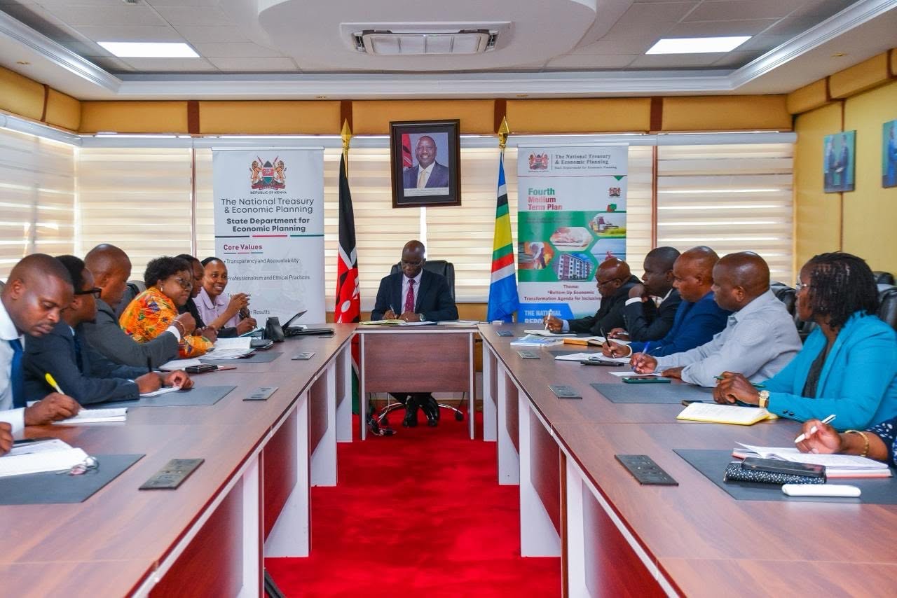 MEETING BETWEEN THE ECONOMIC PLANNING PRINCIPAL SECRETARY  WITH A TEAM FROM THE OFFICE OF THE HEAD OF PUBLIC SERVICE